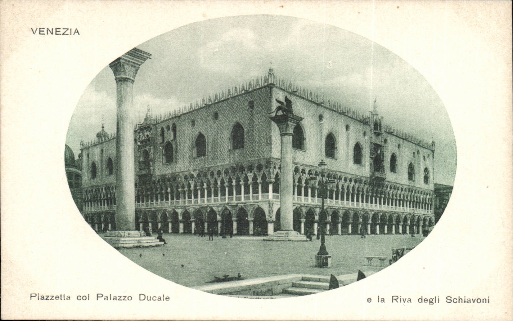 CPA Italy Italy Venezia Piazzetta collar Palazzo Ducale E Rivetted it degli Schiavoni