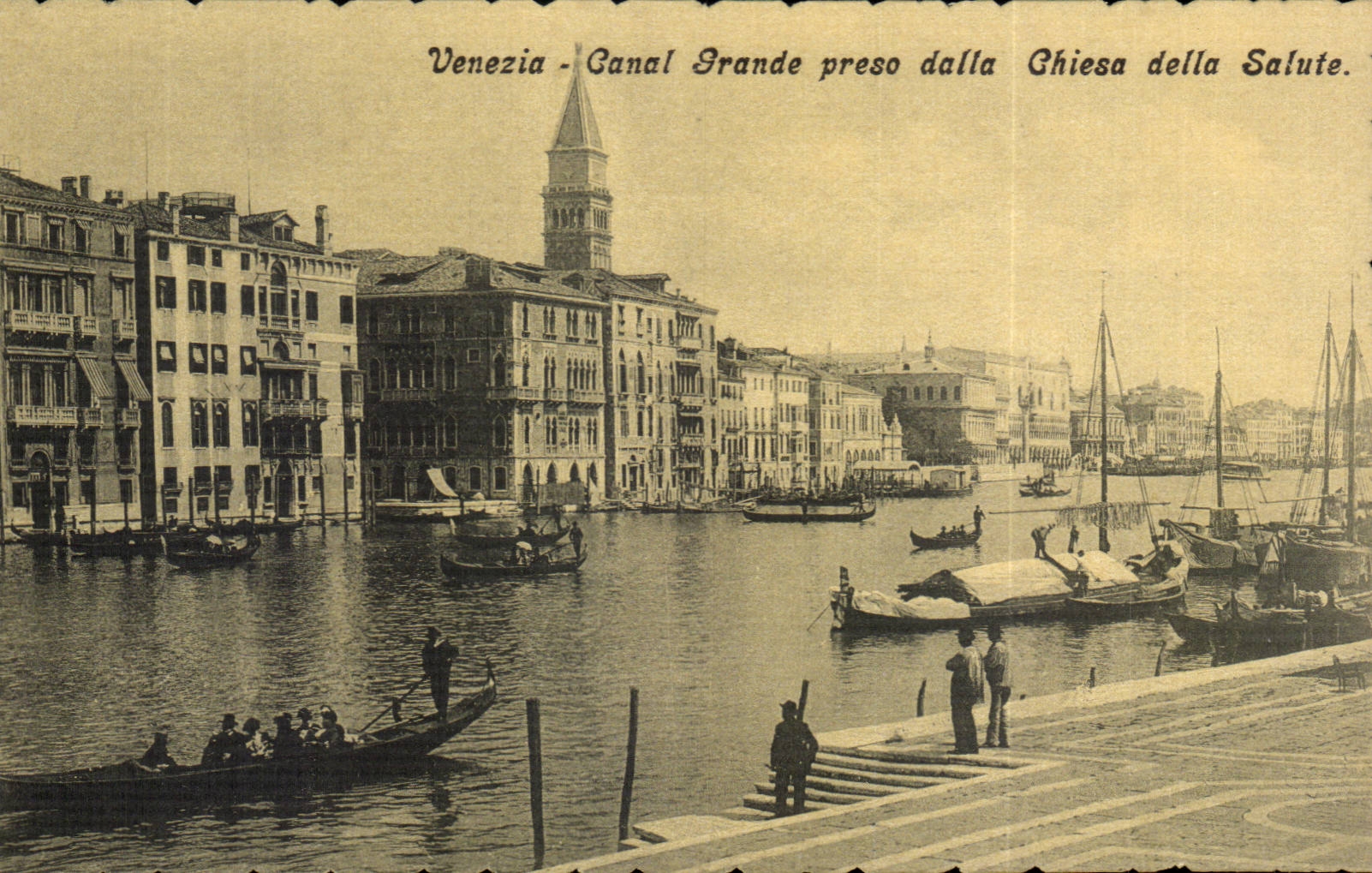CPA Italy Italy Venezia Canal Large Preso paved Chiesa della Salute