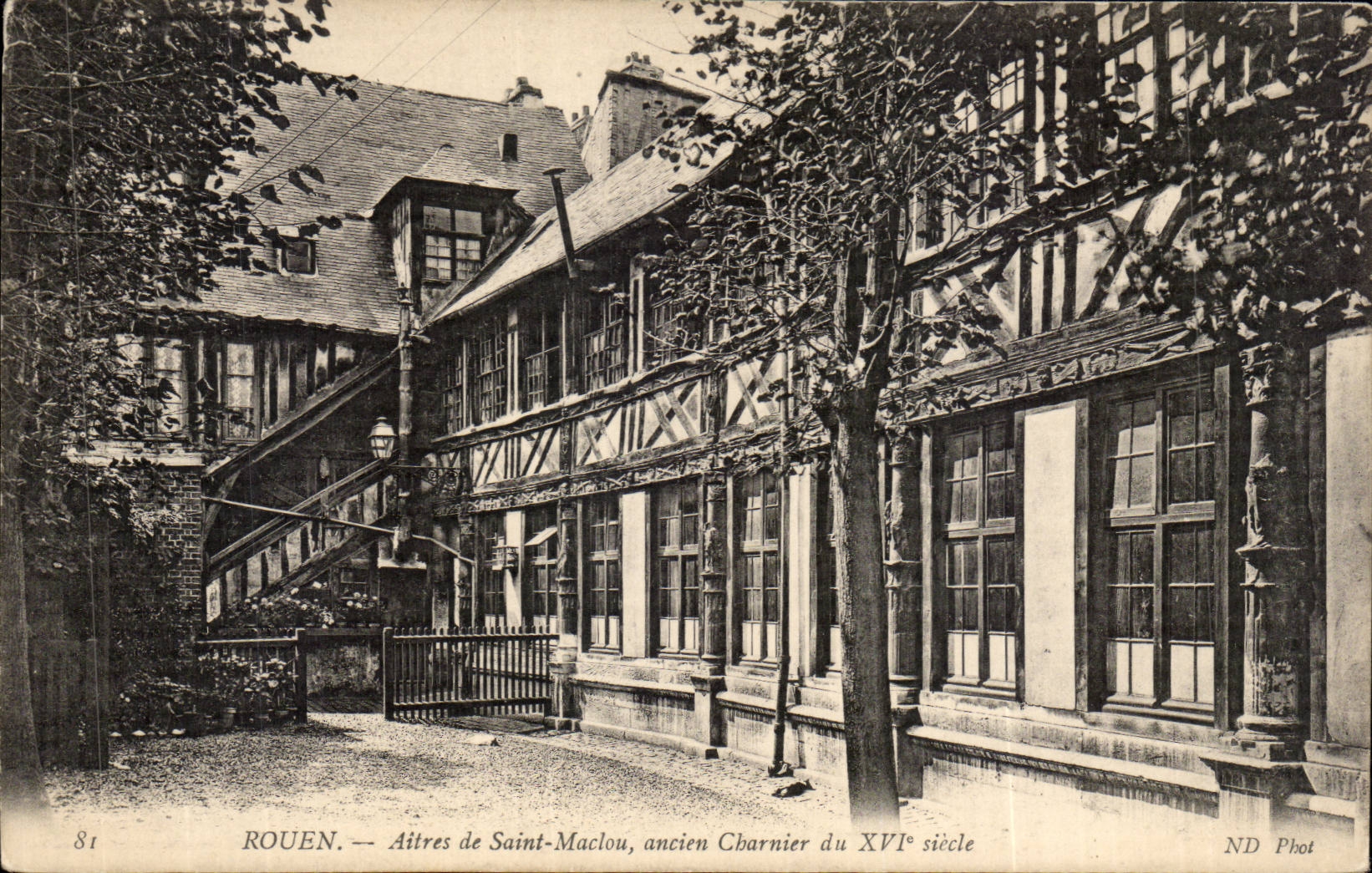 CPA Rouen Aitres de Saint Maclou old mass grave of 16th