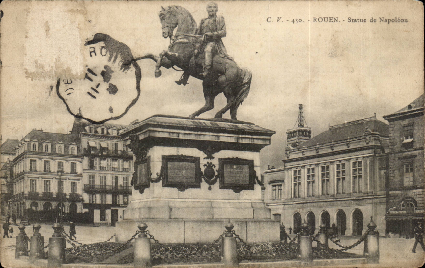 CPA Rouen Statue of Napoleon