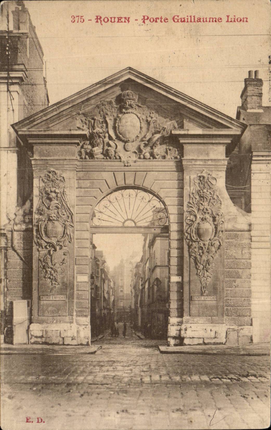 CPA Rouen Gate Guillaume lion