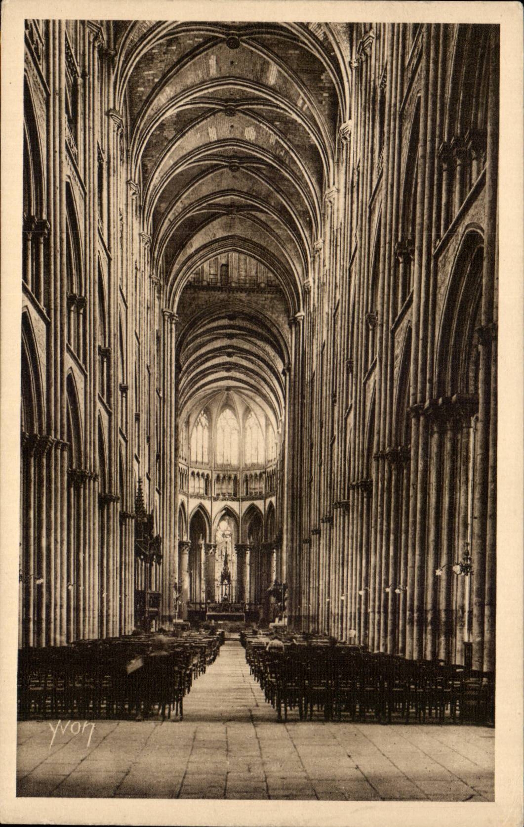 CPA Interior Rouen of the cathedral