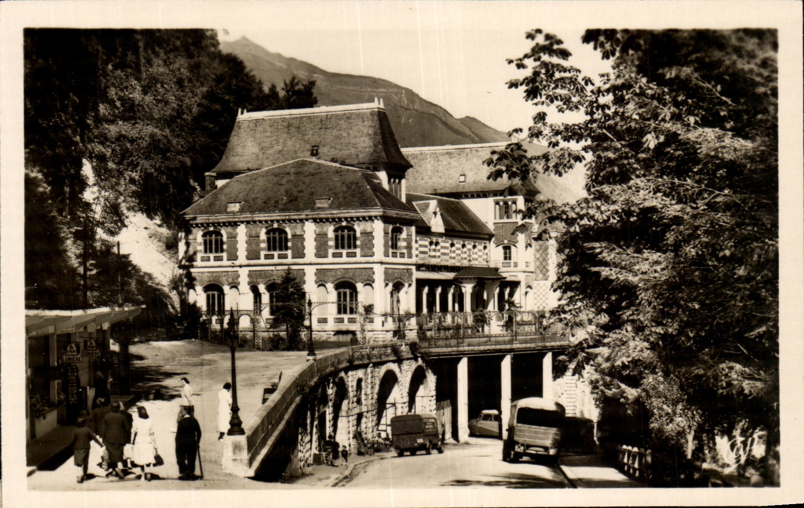 CPSM Good Water the casino