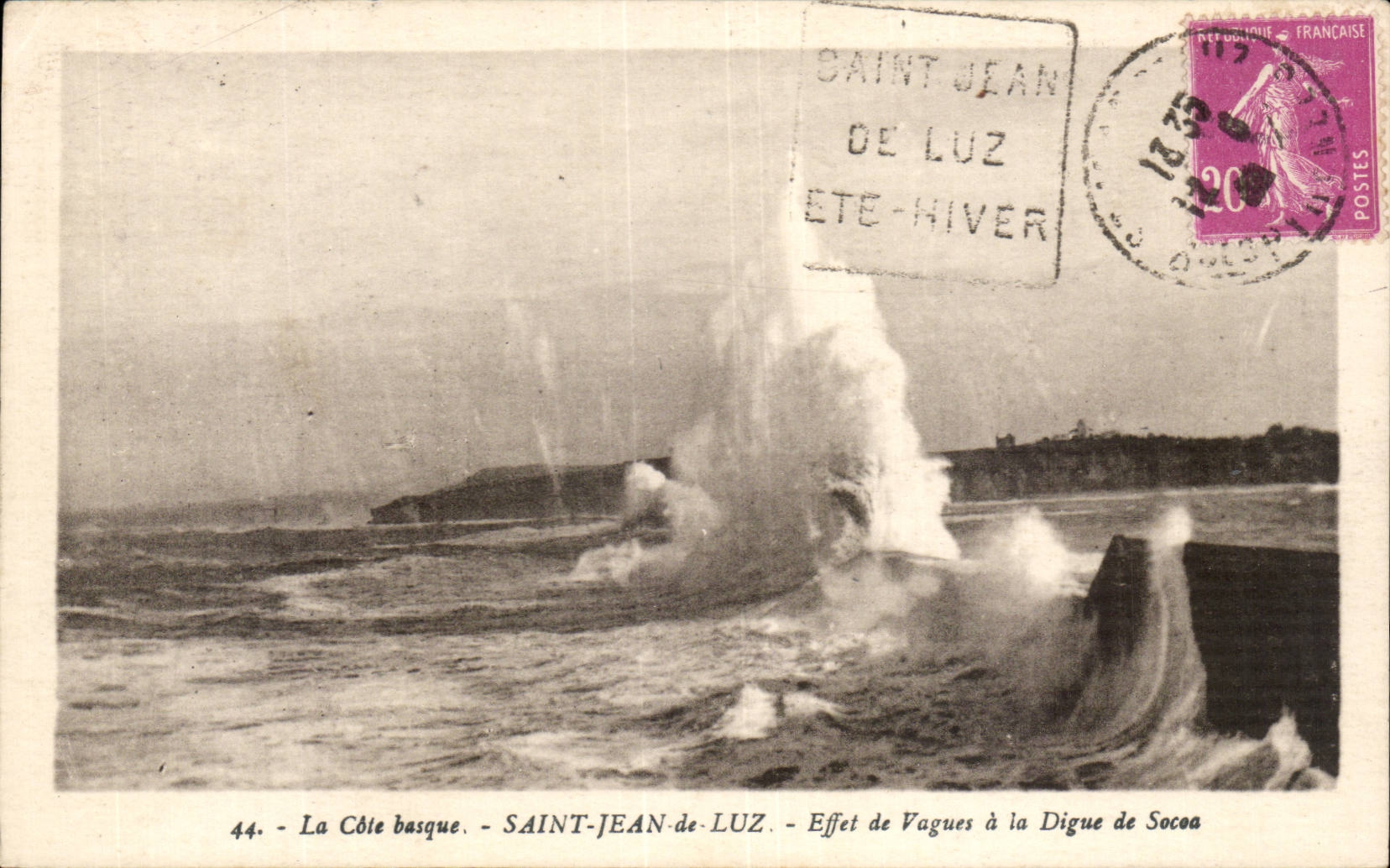 CPA St Jean de Luz Effet de vagues a la digue de Socoa