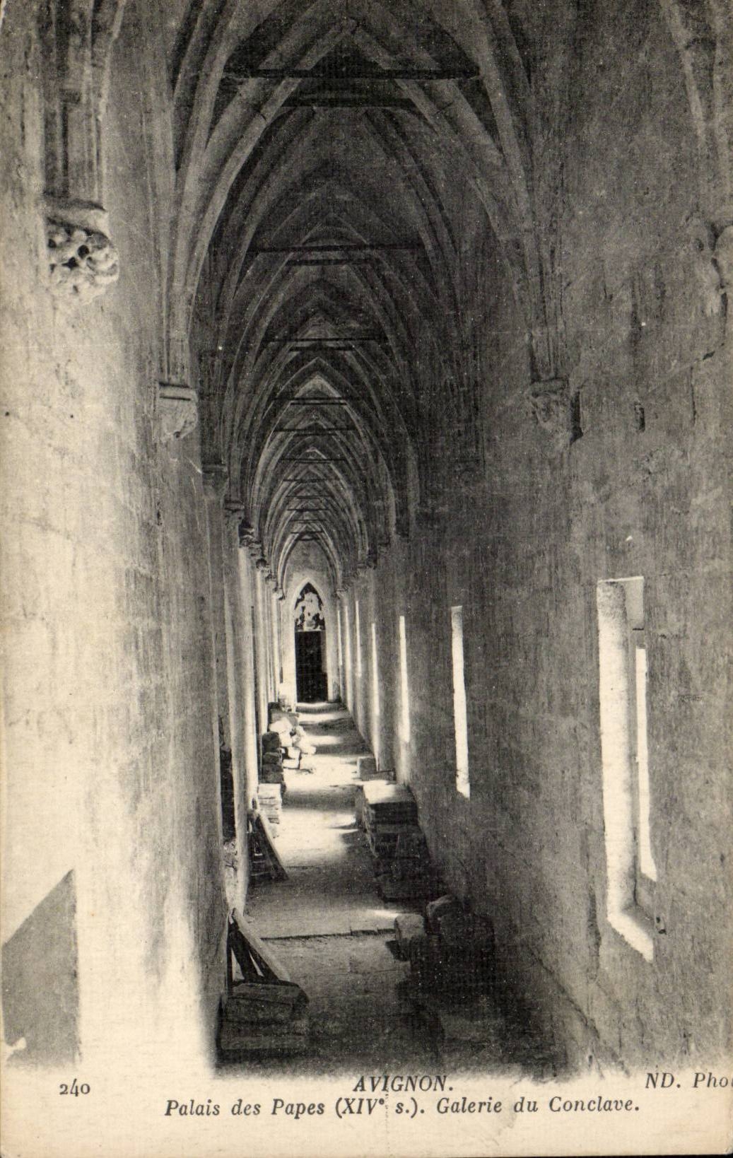 CPA Avignon palate of the Popes Gallery of the conclave