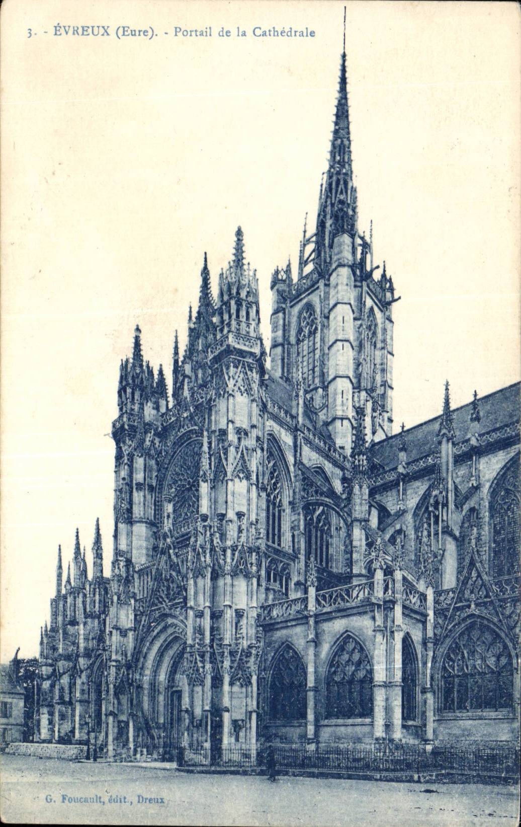 CPA Evreux Gate of the cathedral