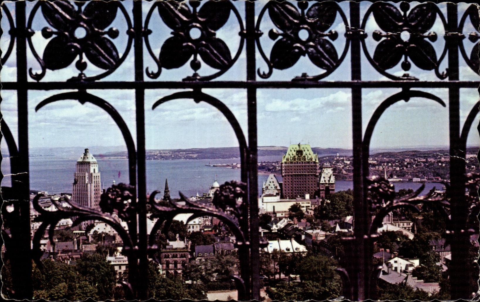 MODERN CARD Canada Quebec