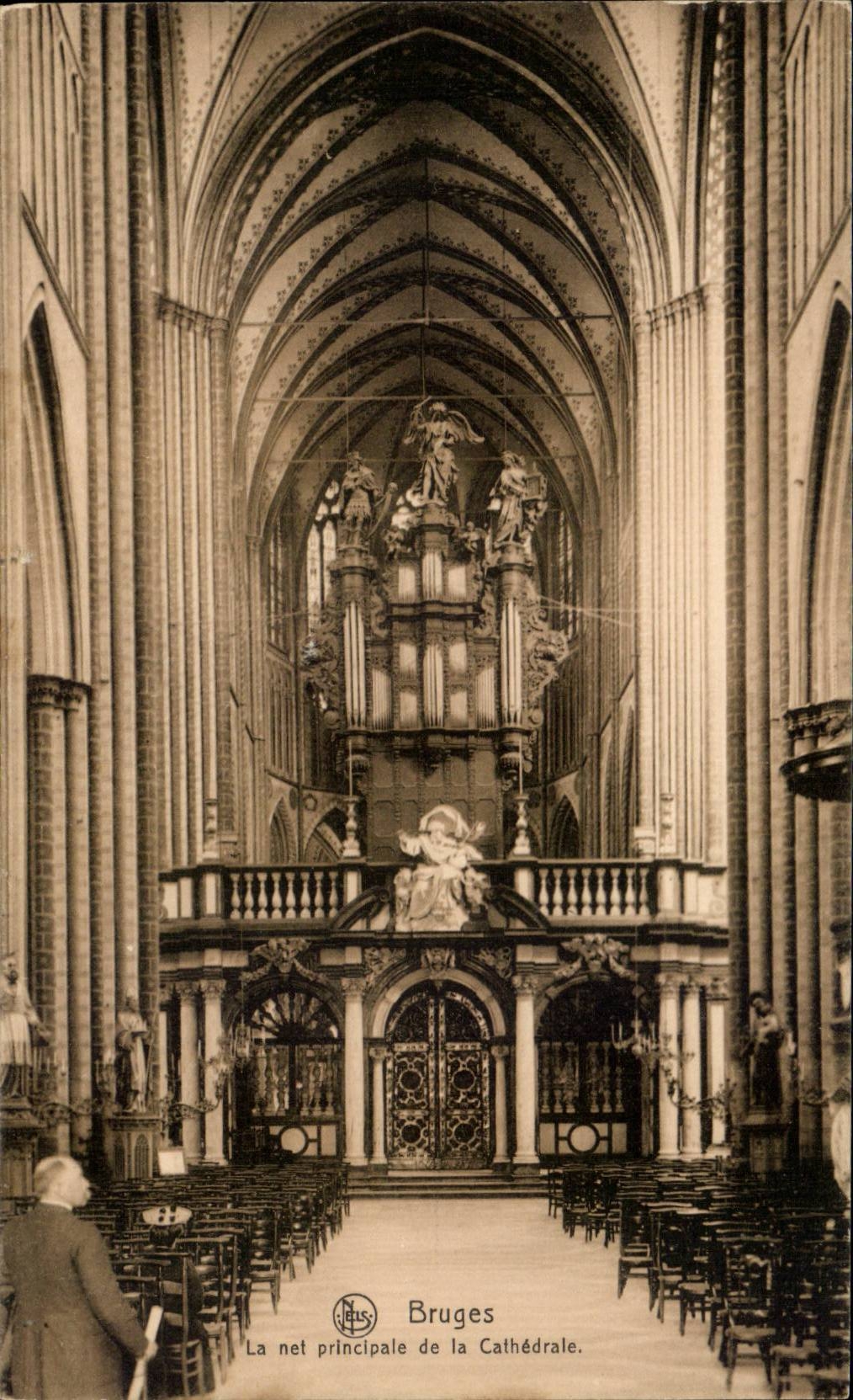 CPA Belgium Bruges the principal nave of the cathedral