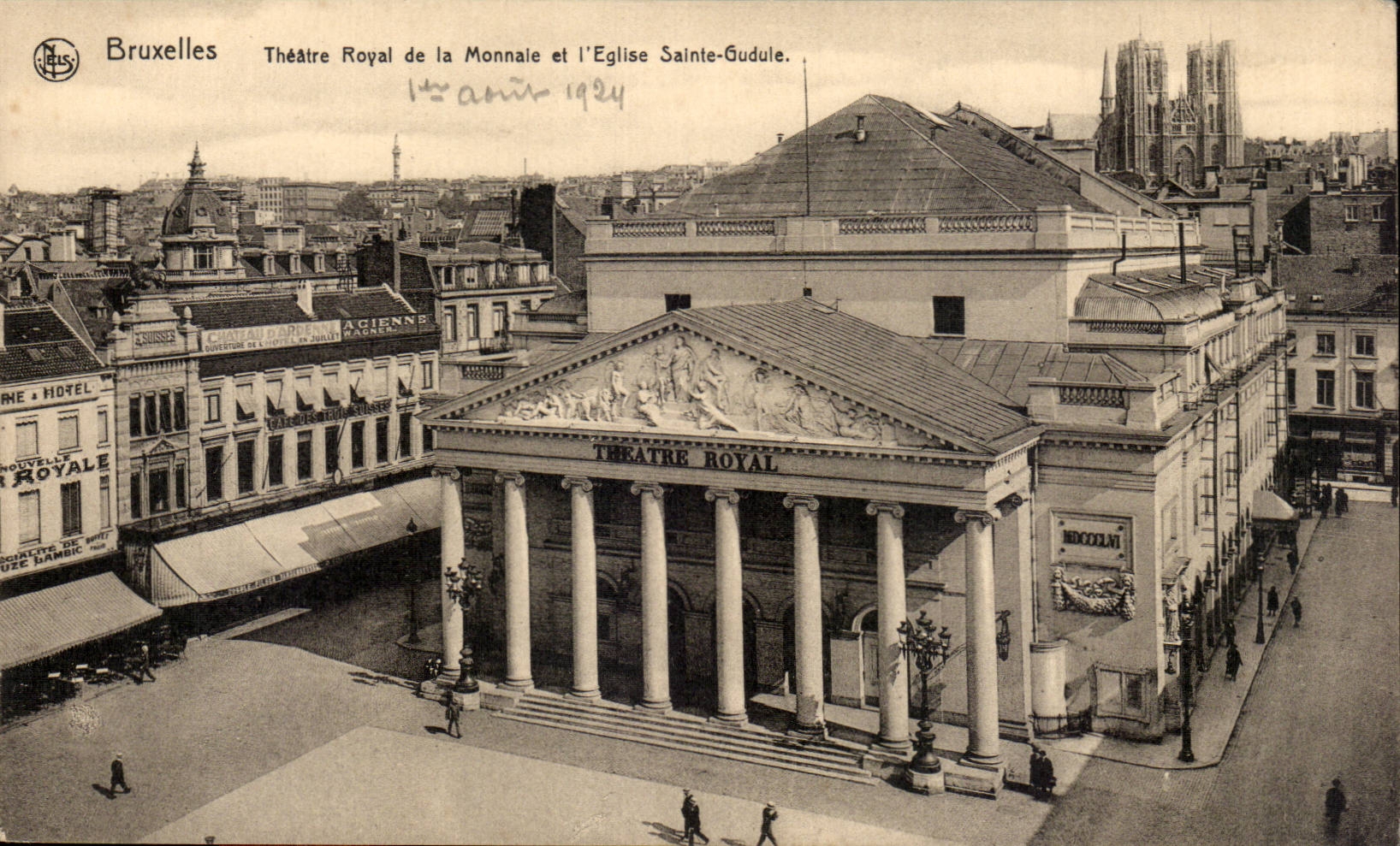 CPA Brussels royal Theater of the currency and Church Sainte Gudule