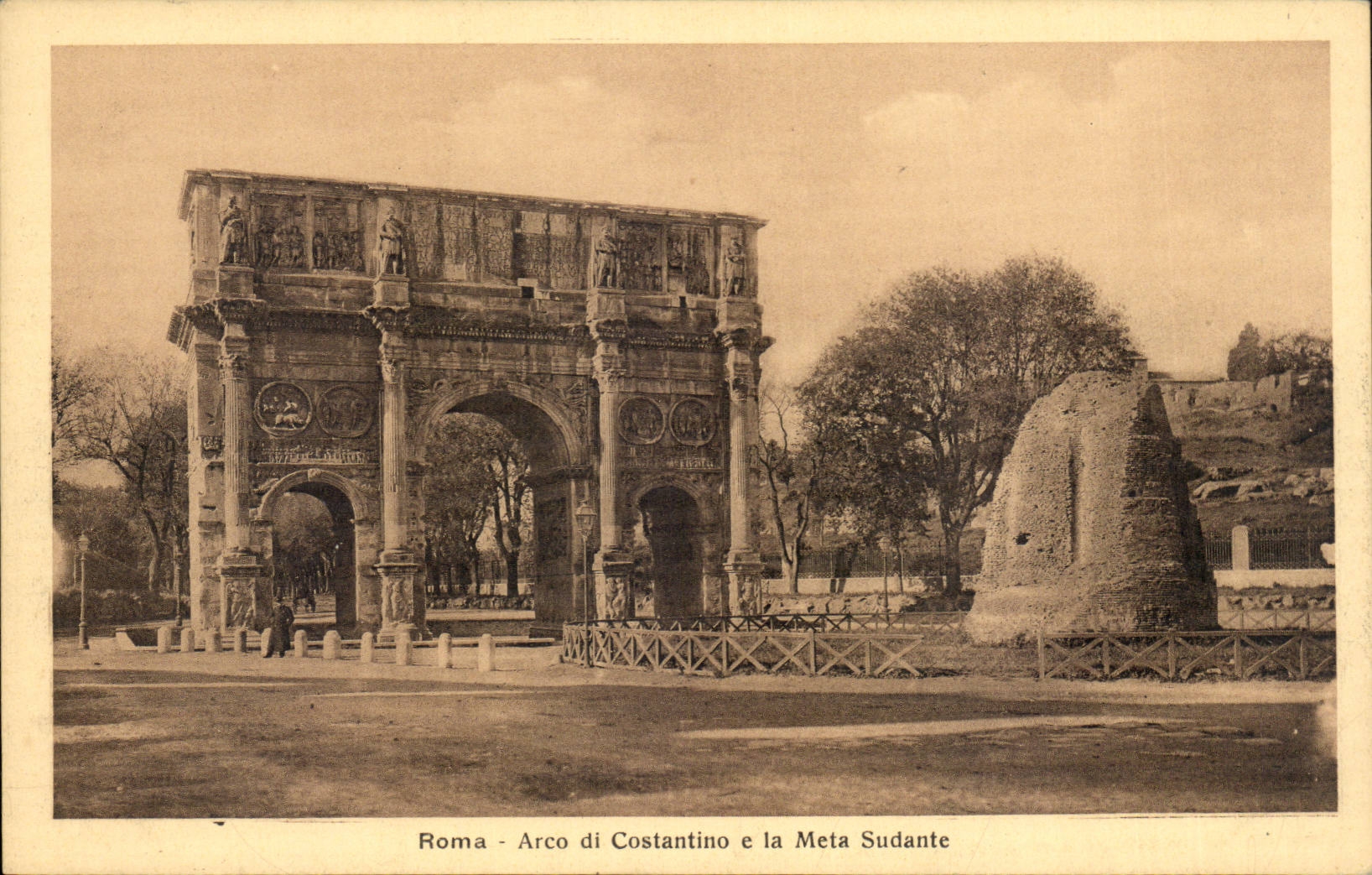 Italy Italia CPA Roma Arco di Costantino E the meta Sudante