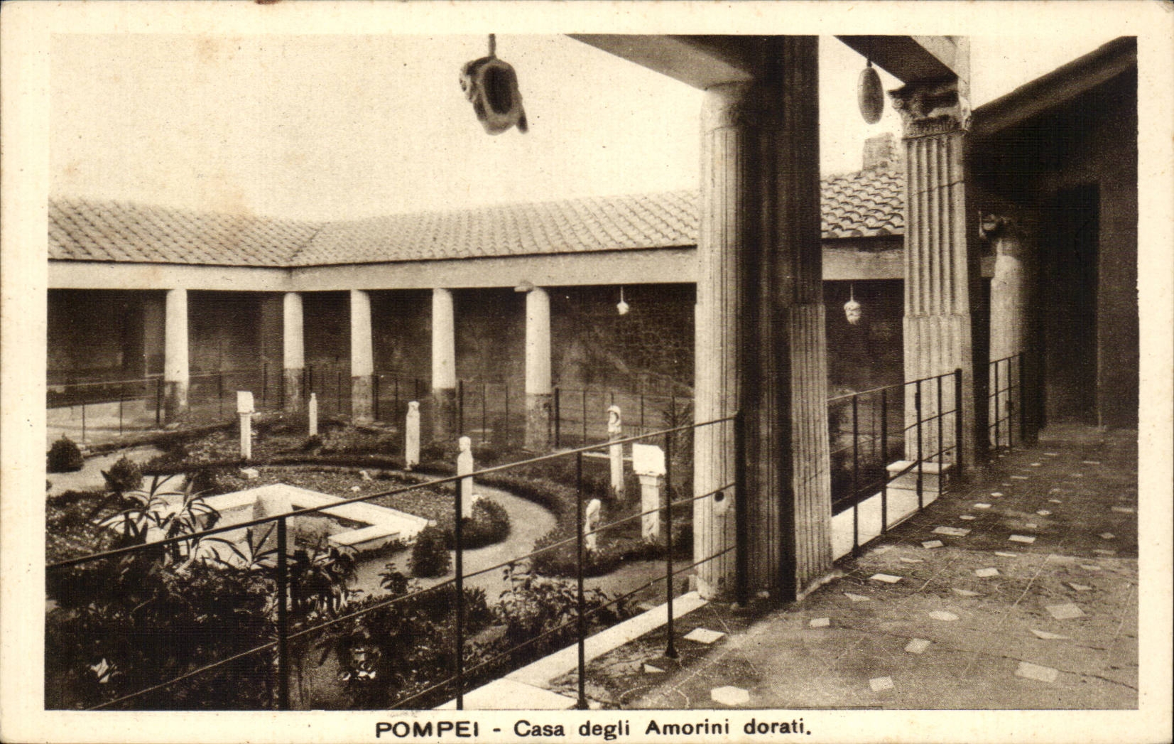 Italy Italia Pompei CPA Put degli Amorini dorati