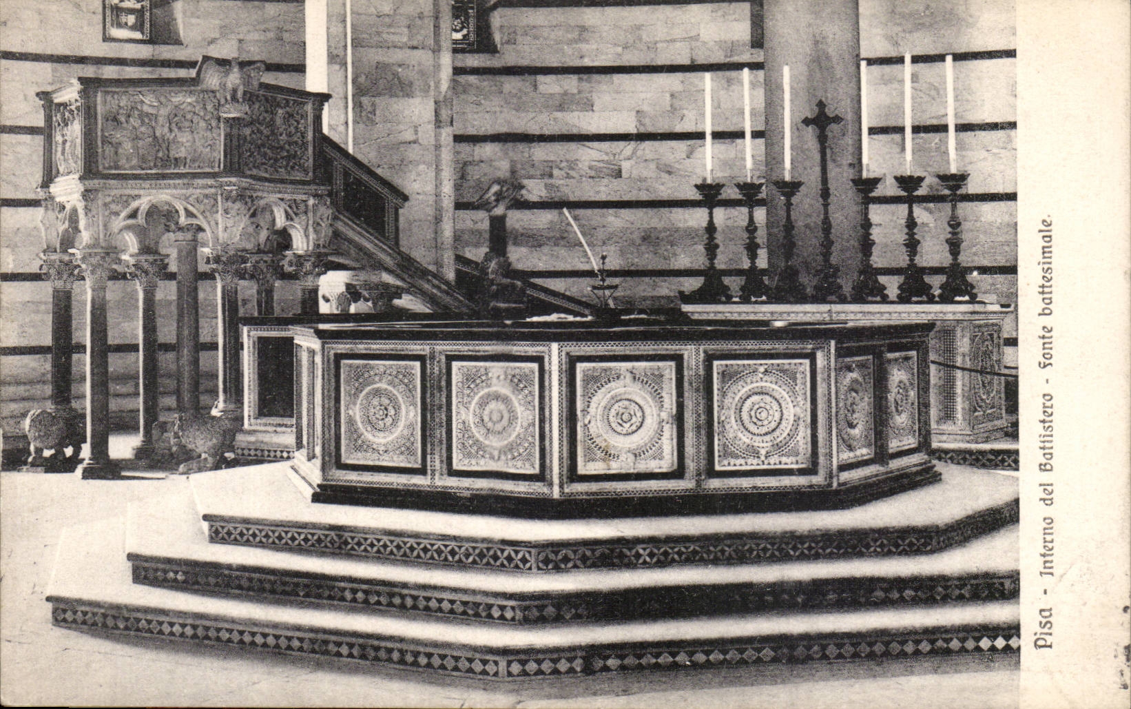 Italy Italia CPA Rammed Interno del Battistero Fotne battesimale