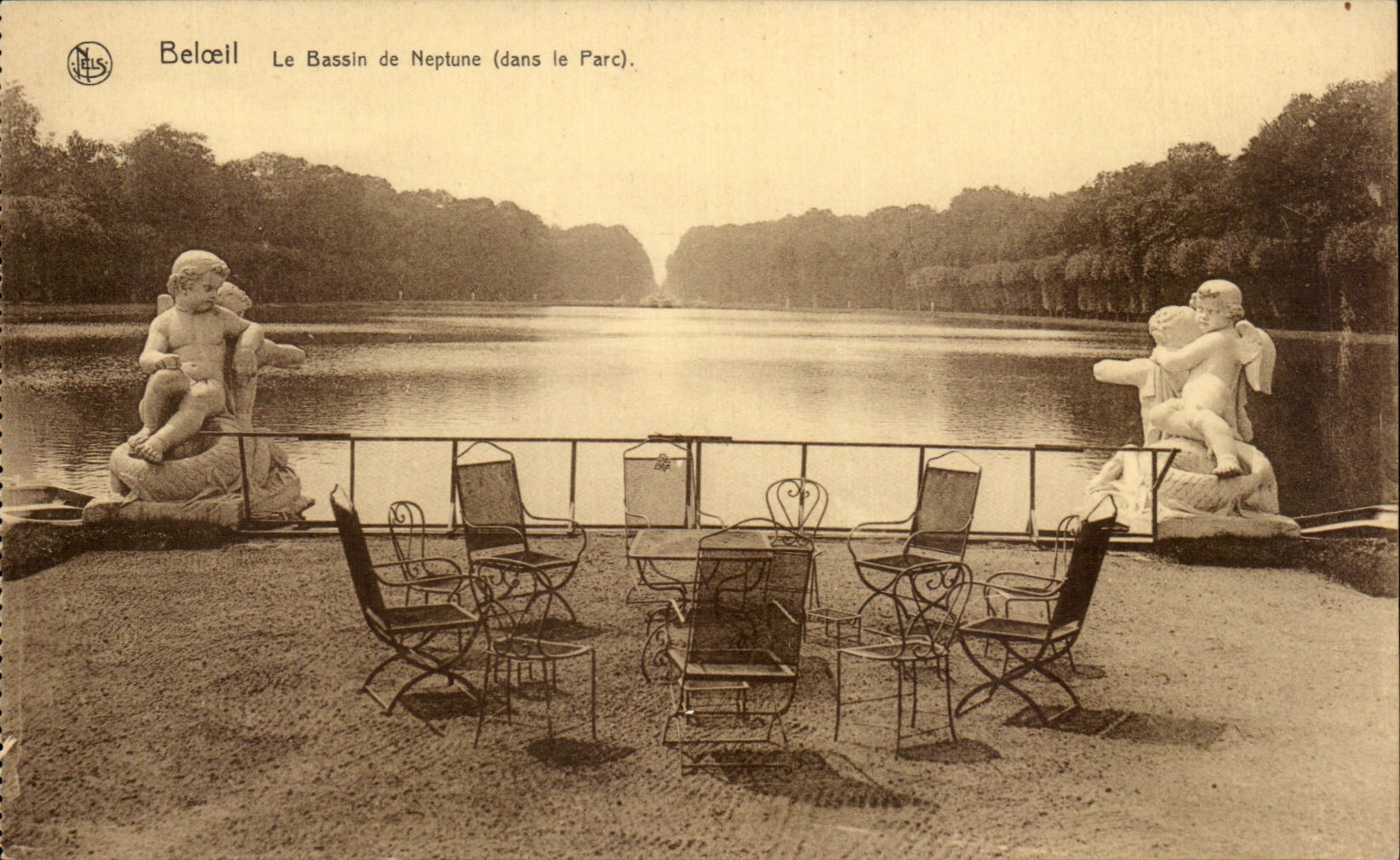 CPA Belgium Beloeil the basin of Neptune (in the park)