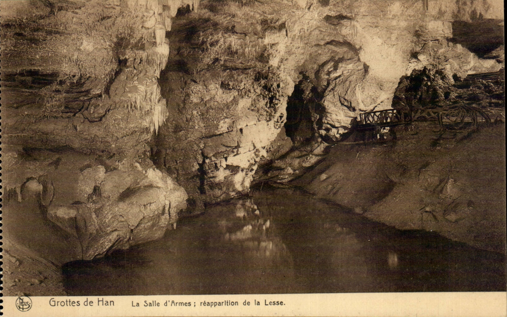 Belgium Grottes of Han the room of weapons reappearance of Injures