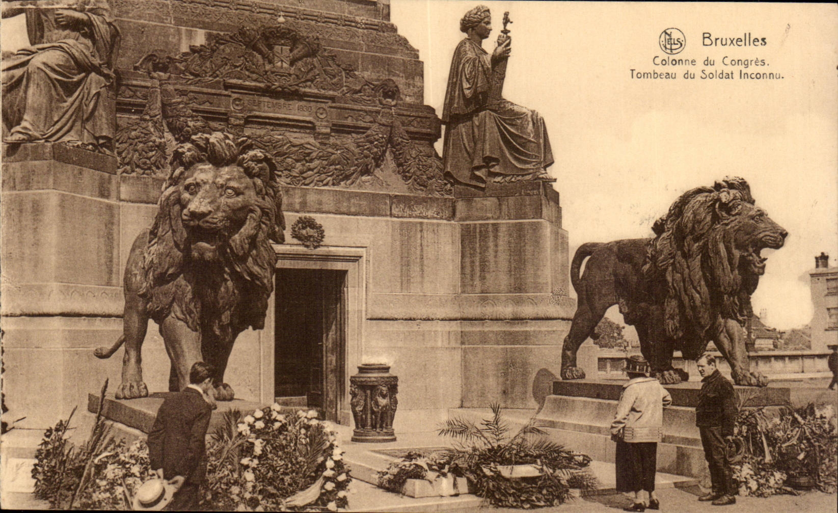 CPA Belgium Brussels Column of the congers Tomb of the unknown soldier