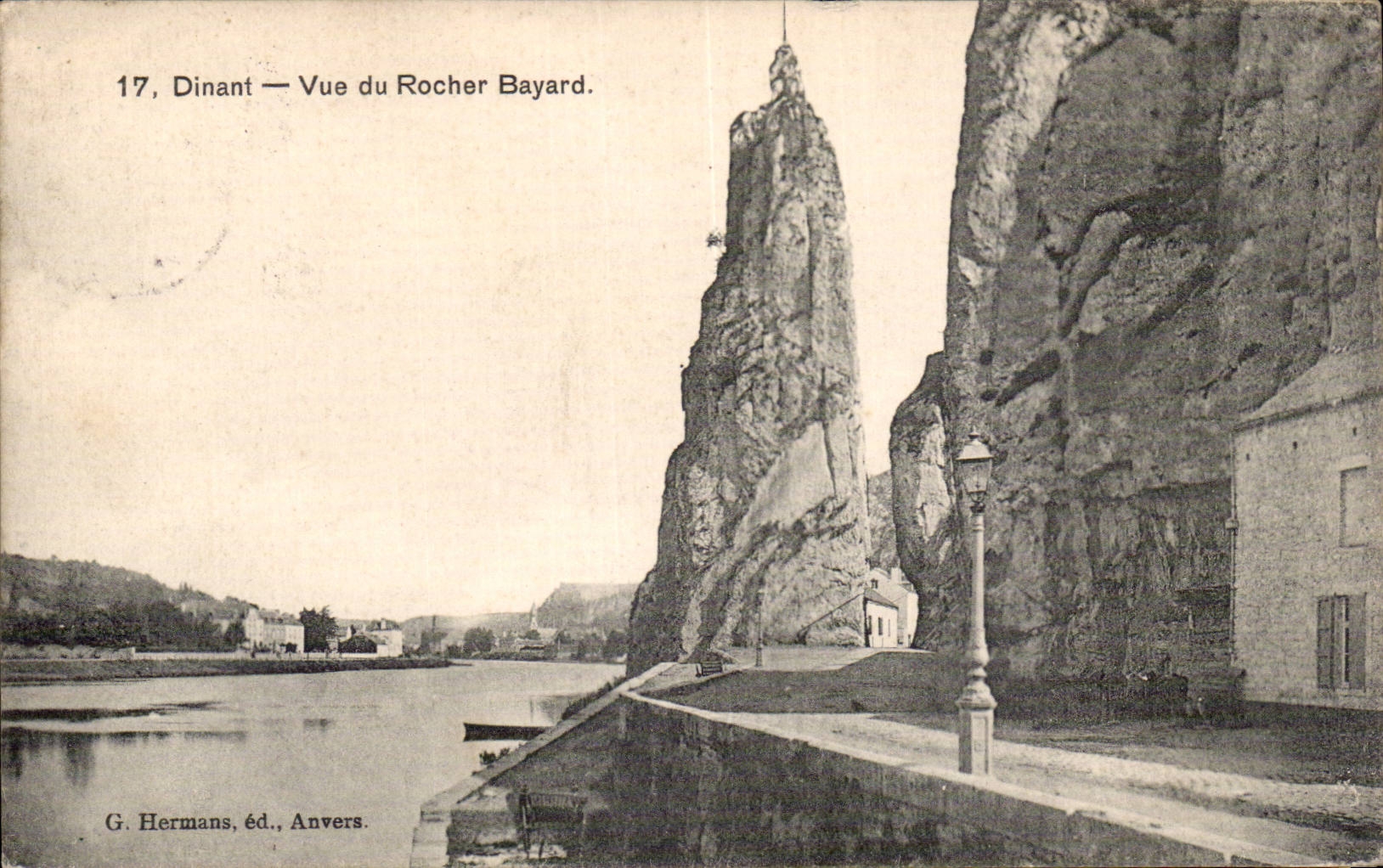 Speisen des CPA gesehenen Bayard Felsens