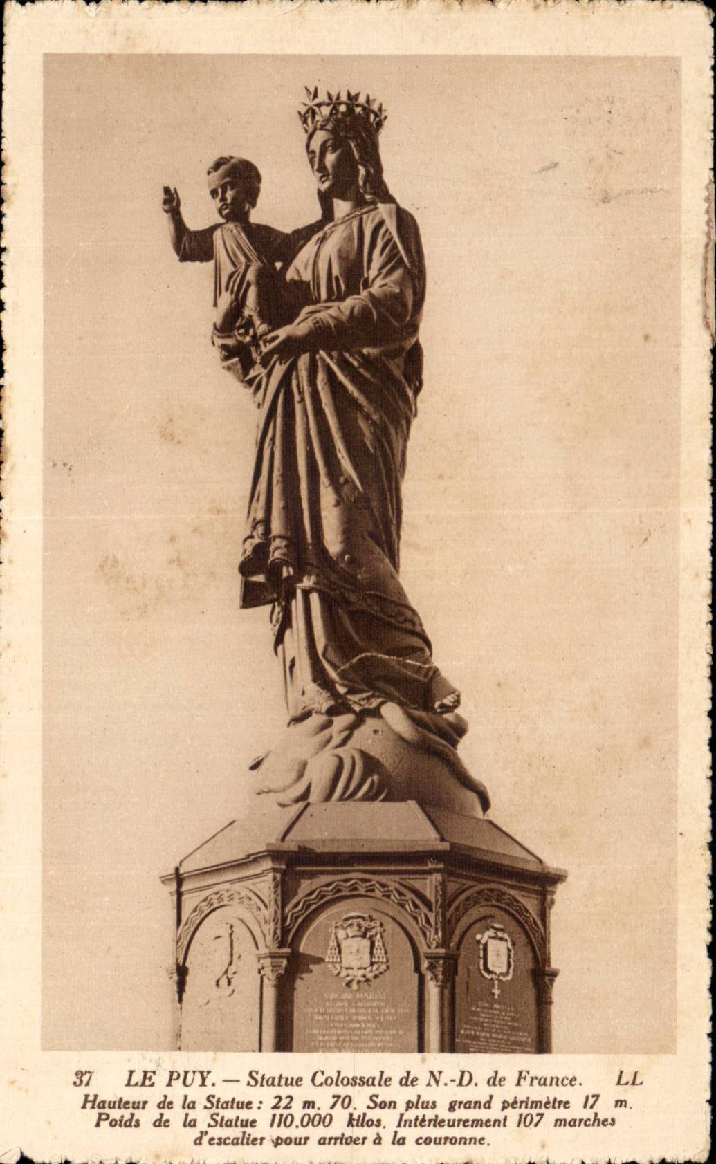 CPA Le Puy Statue fondue avec le bronze des canons pris a Sebastopol