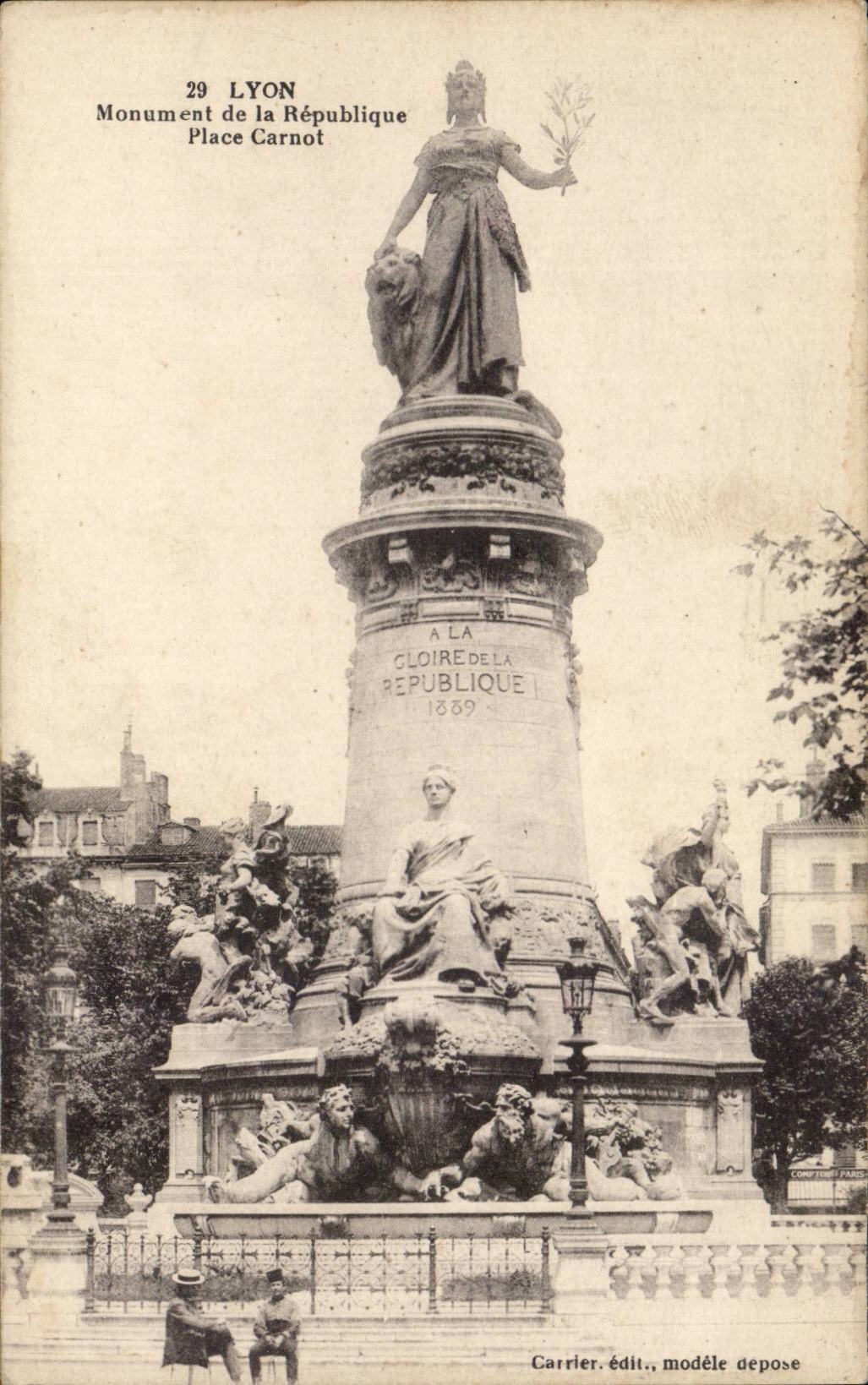 Lyon CPA Monument of the Republic Places Carnot
