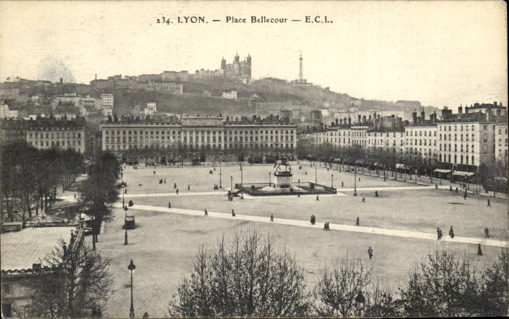 Lyon CPA Places Bellecour