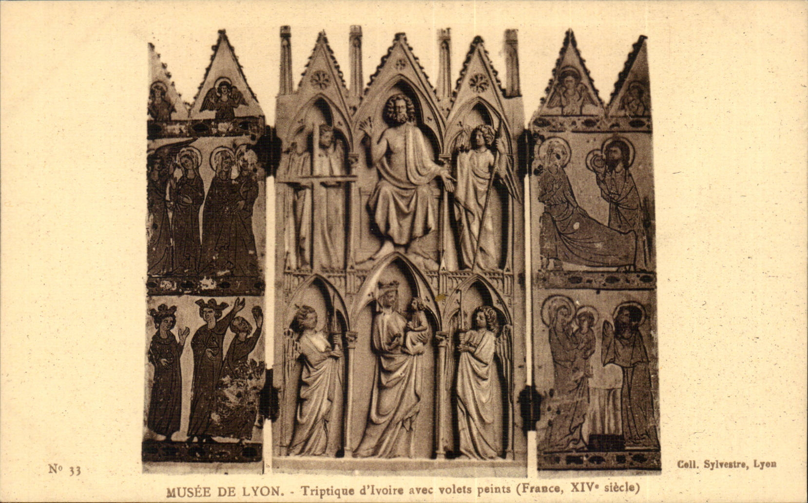 CPA Lyon Museum of Lyon Triptych of ivory with painted shutters
