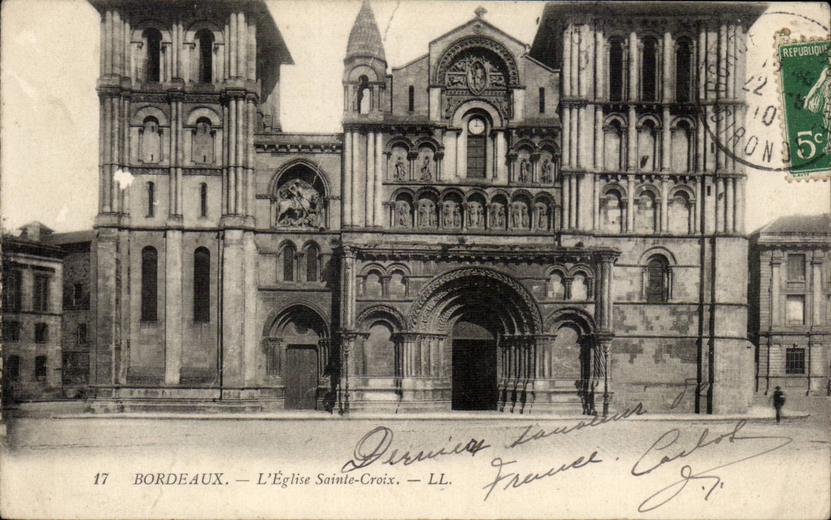 CPA Bordeaux the church Sainte Cross