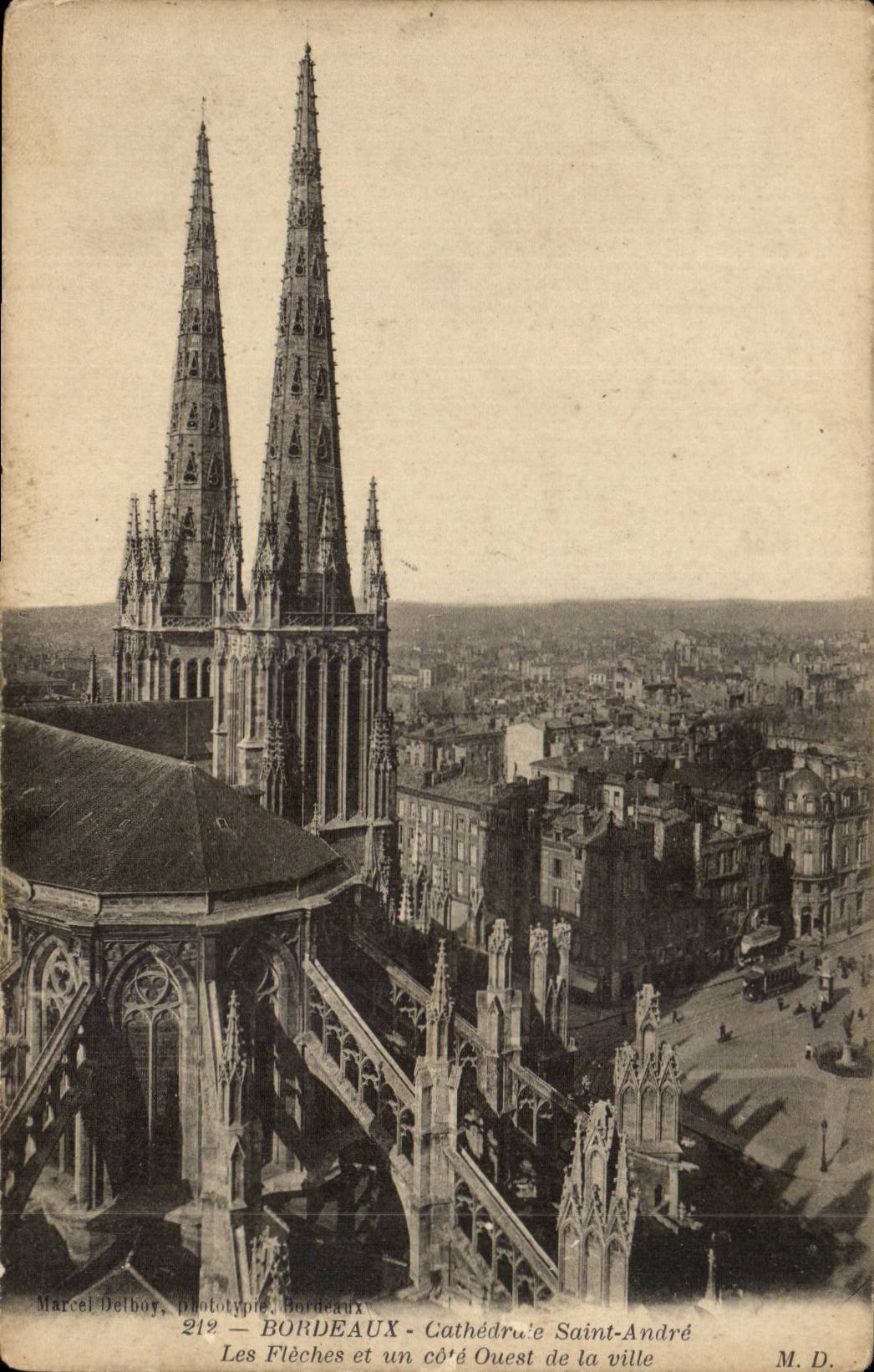 CPA Bordeaux Cathedral St Andre arrows and a west coast of the city