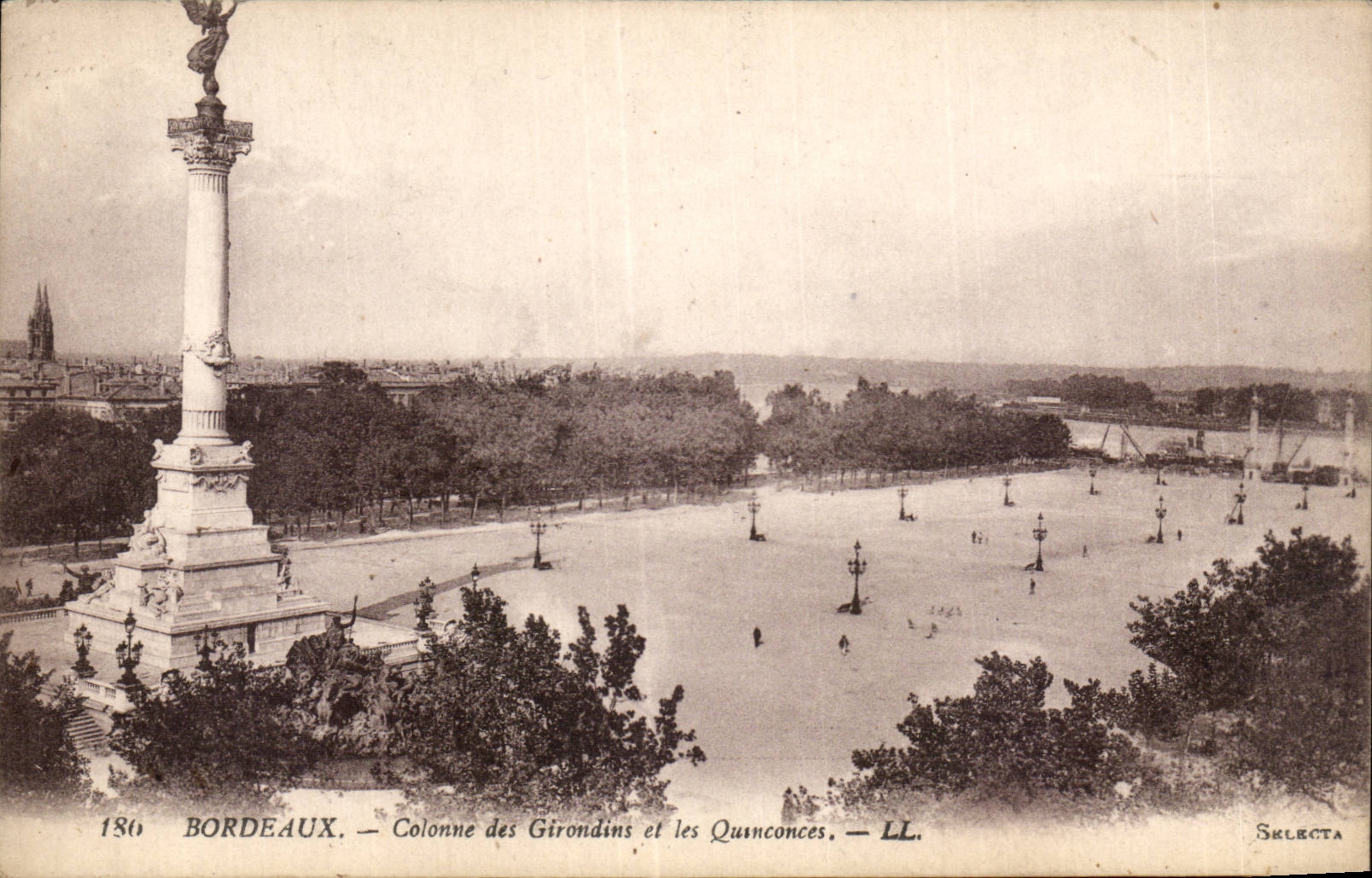 CPA Bordeaux Column of Of Gironde and Quincunxes