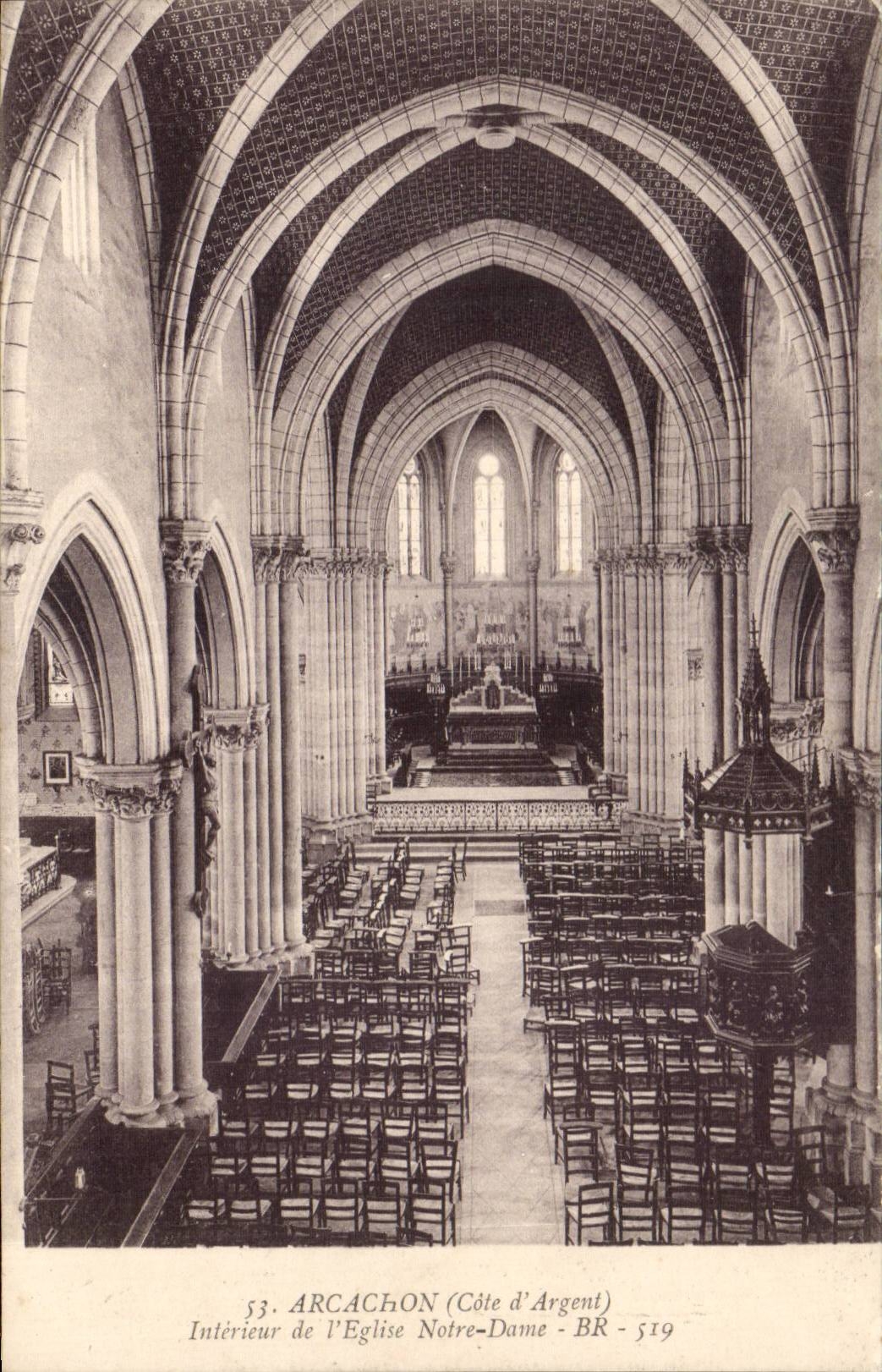 CPA Arcachon Interieur de l'eglise