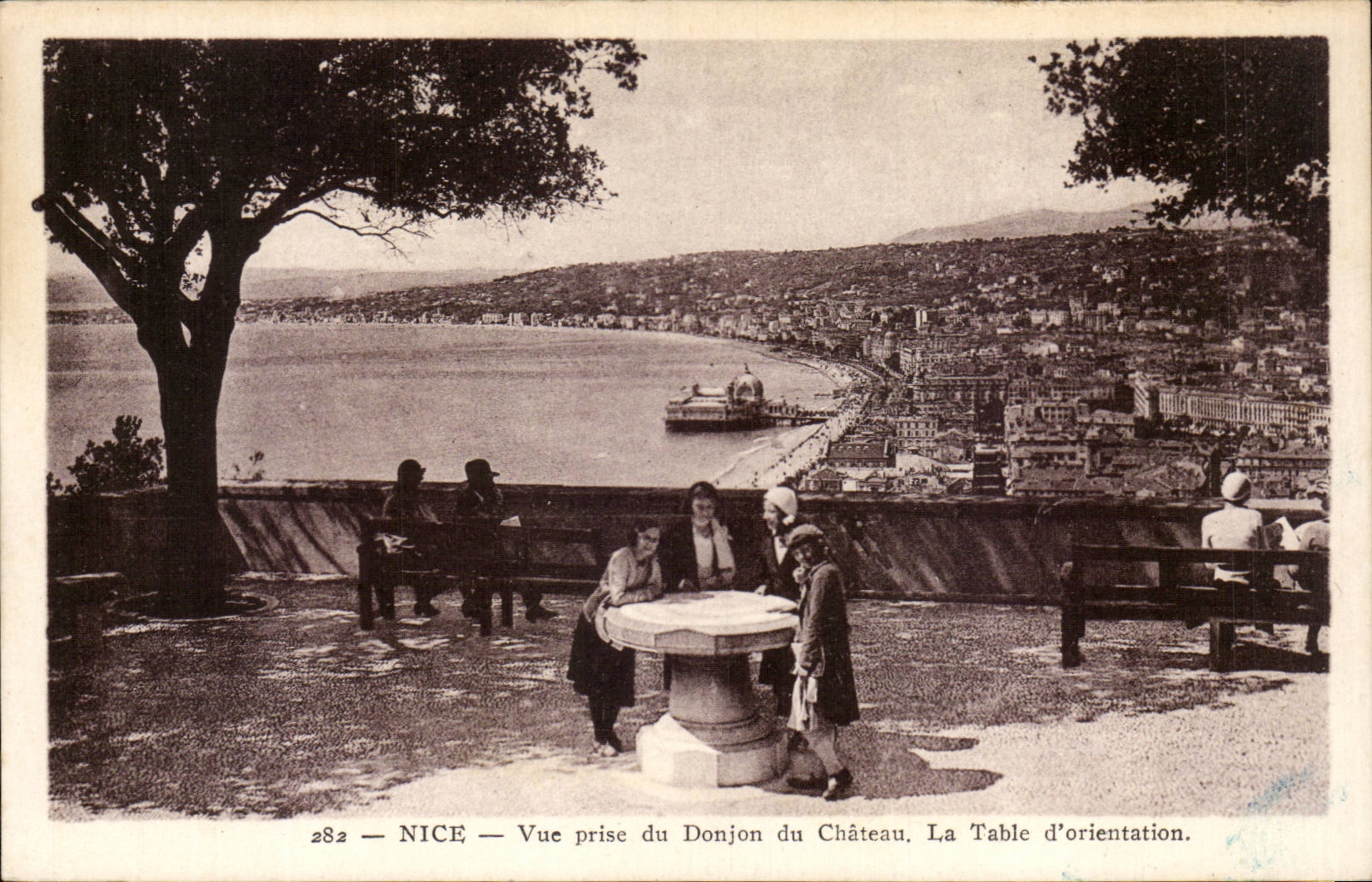 CPA Nice Seen from of the keep of the castle the table of orientation
