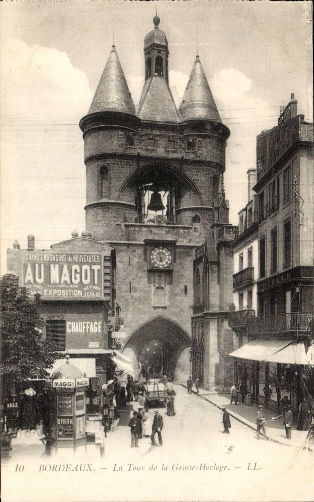 CPA Bordeaux the tower of the large clock