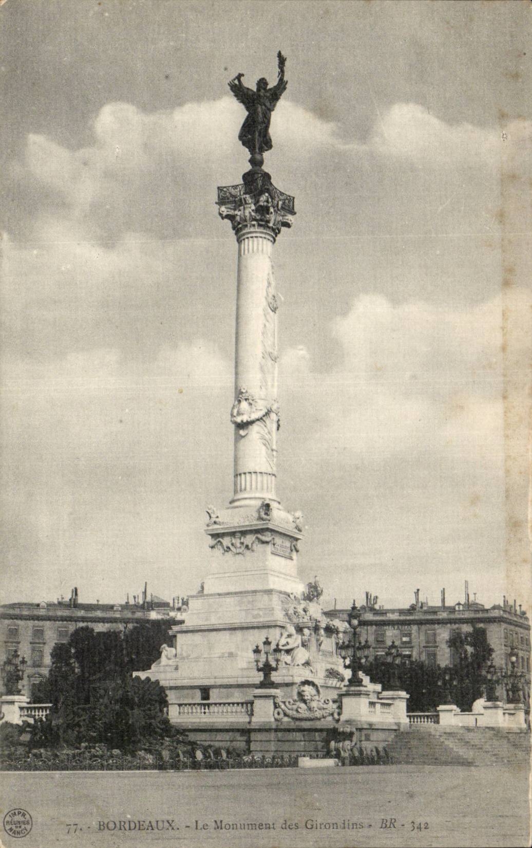 CPA Bordeaux the monument of the Of Gironde ones