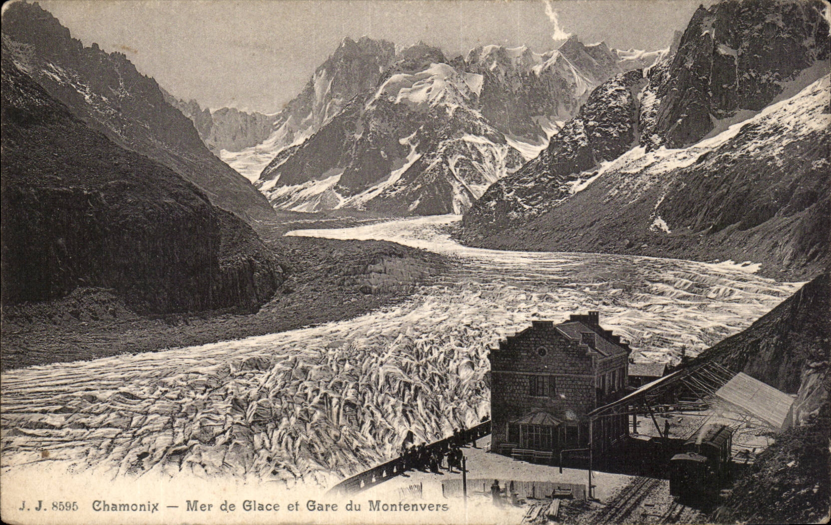CPA Chamonix Mer de glace et gare du Montevers Train