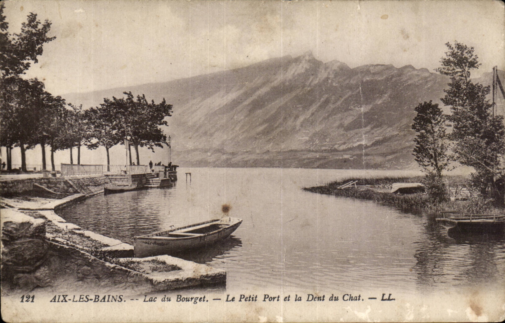 CPA Aix les Bains Lake of Le Bourget the small port and the tooth of the cat