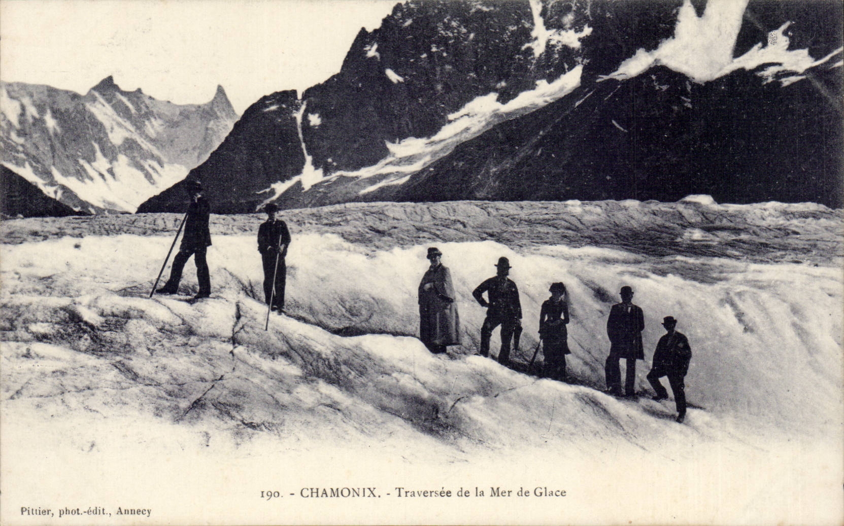CPA Chamonix Traversee de la mer de glace