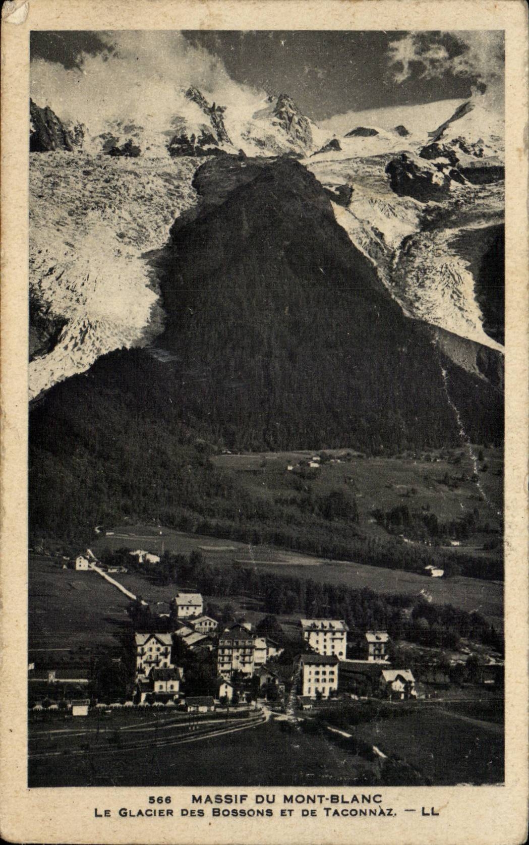 CPA Massif of the Mount Blanc the glacier of Let us work and Taconnaz