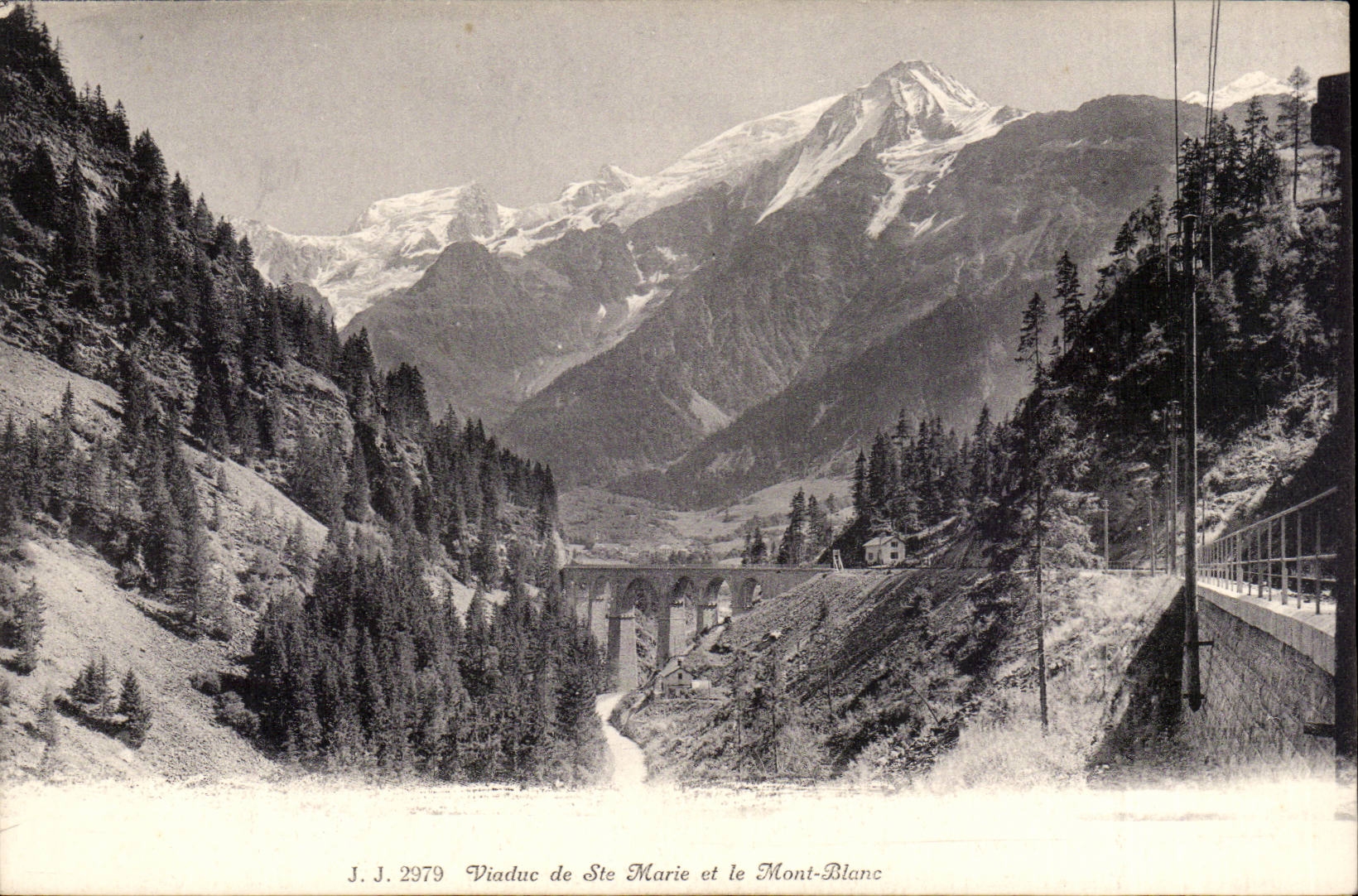CPA Viaduct of co Marie and the Mount Blanc