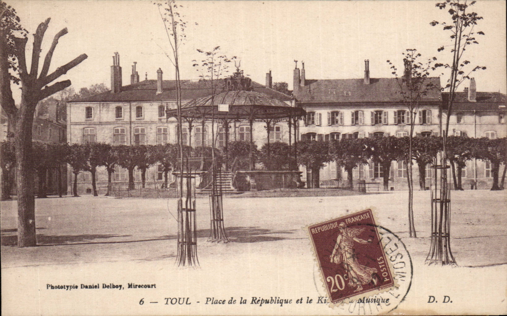 CPA Toul setzt Republik und Kiosk von Musik