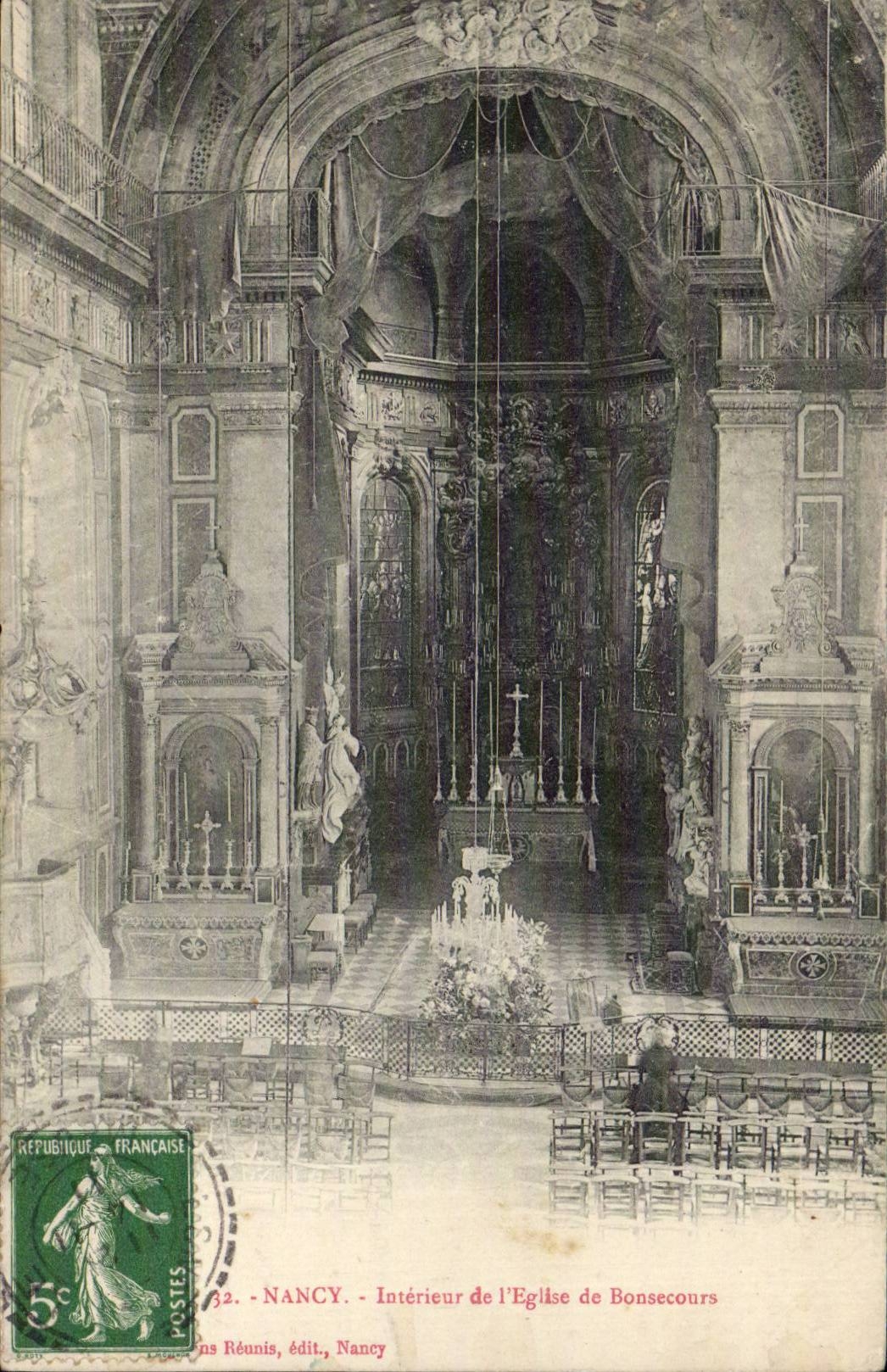 CPA Nancy Interieur de l'eglise de Bonsecours