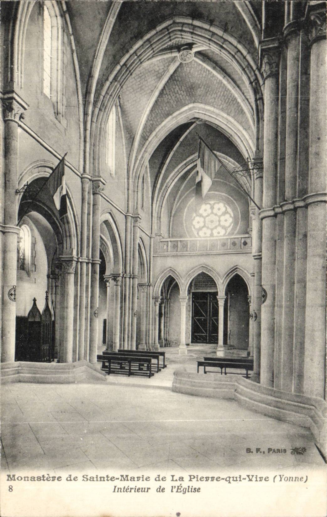 CPA Monastery of Sainte Marie of the stone which lives Interieur church