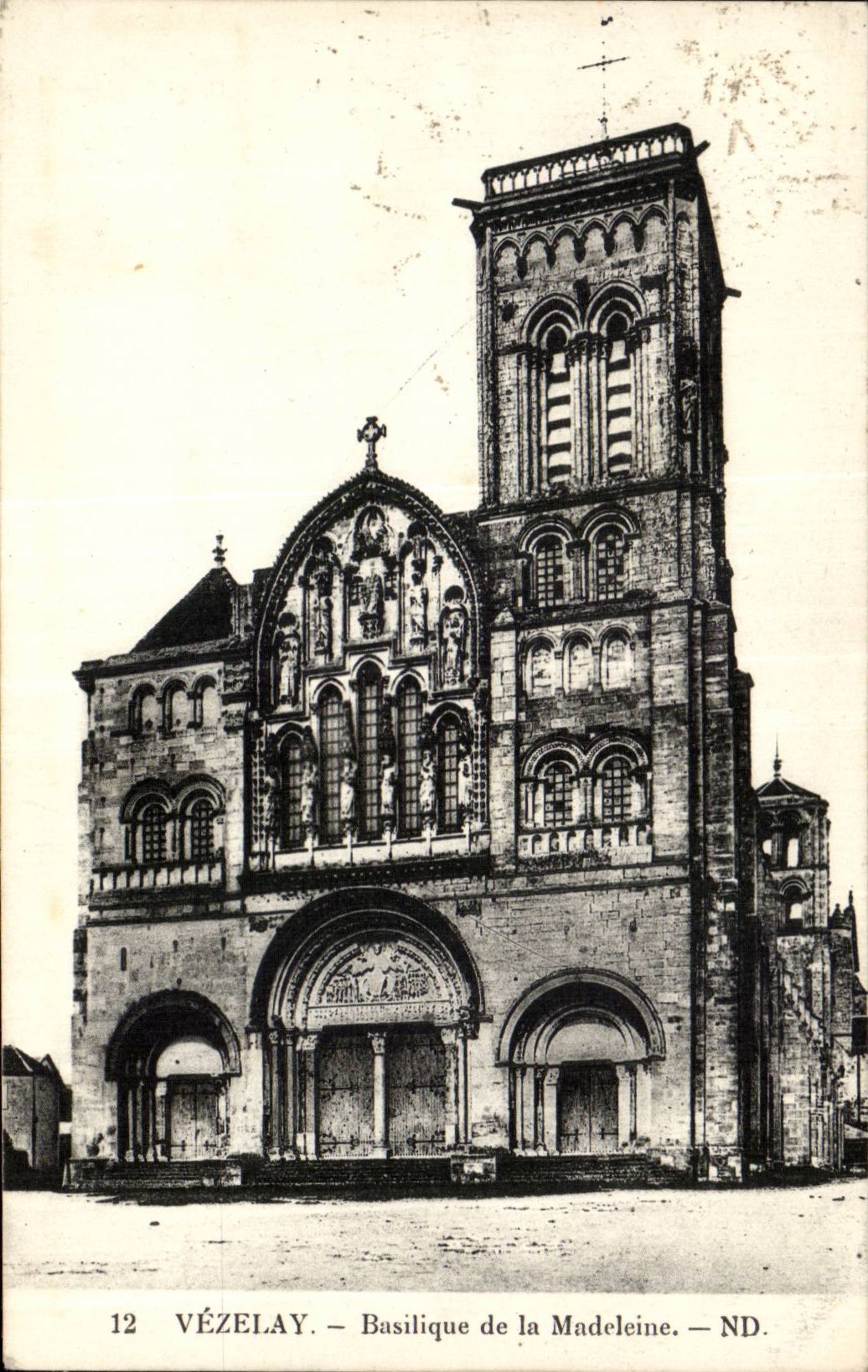 CPA Vezelay Basilica of the Madeleine