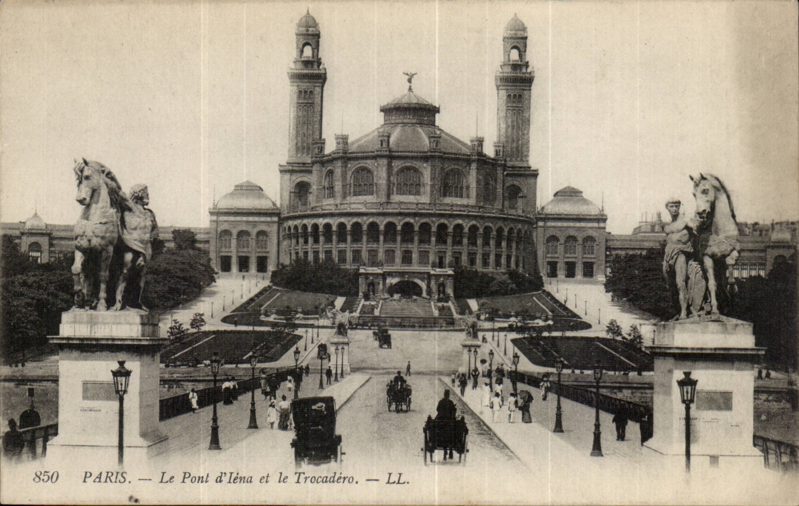 CPA Paris the bridge of iena and Trocadero