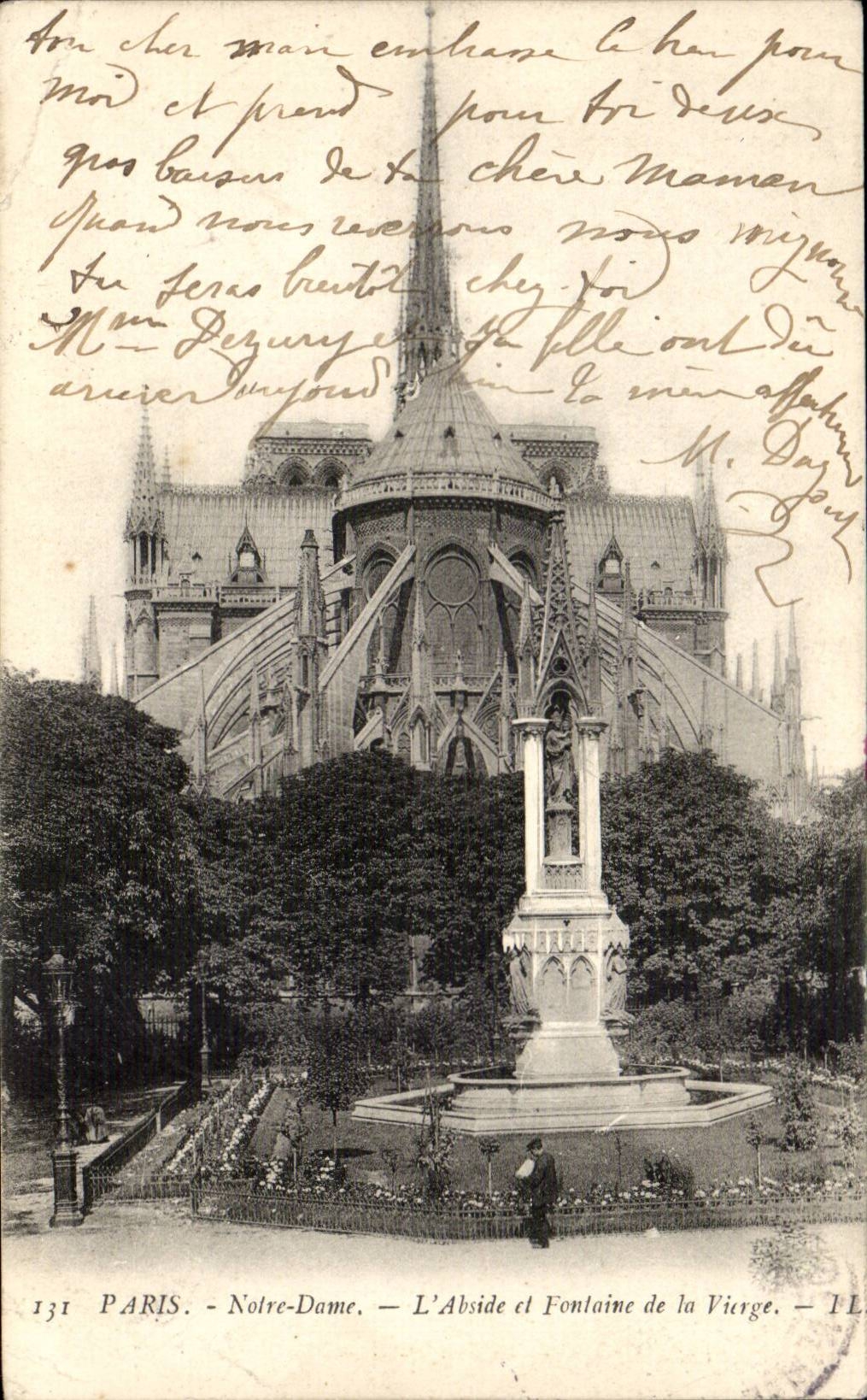 Paris CPA Notre Dame L'abside et fontaine de la vierge