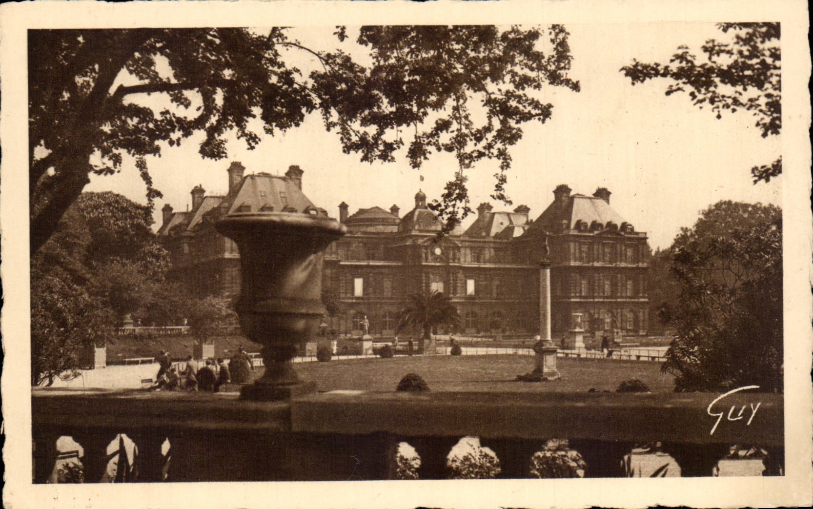 Paris CPA Palate of Luxembourg