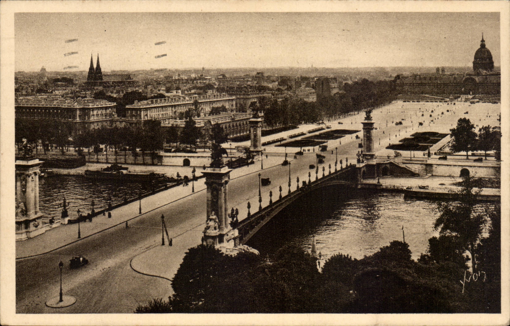 CPA Paris the bridge Alexandre III and the esplanade of Invalides