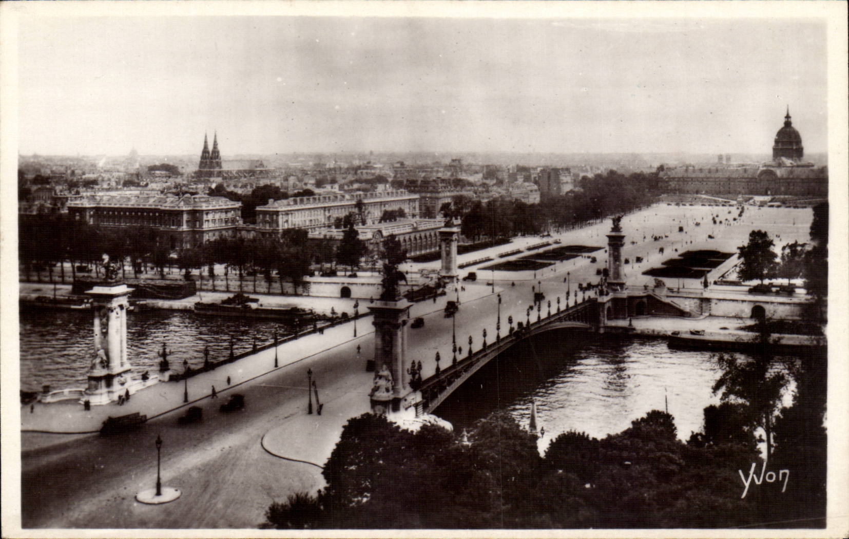 CPA Paris Bridge Alexandre III and esplanade of Invalides