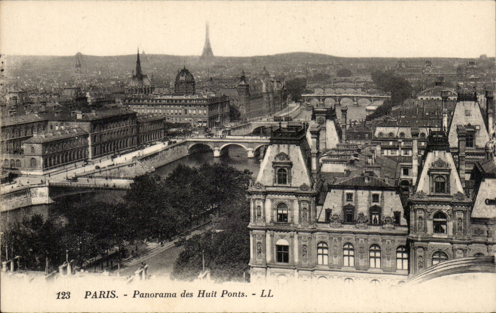 CPA Paris Panorama des huit ponts Tour Eiffel
