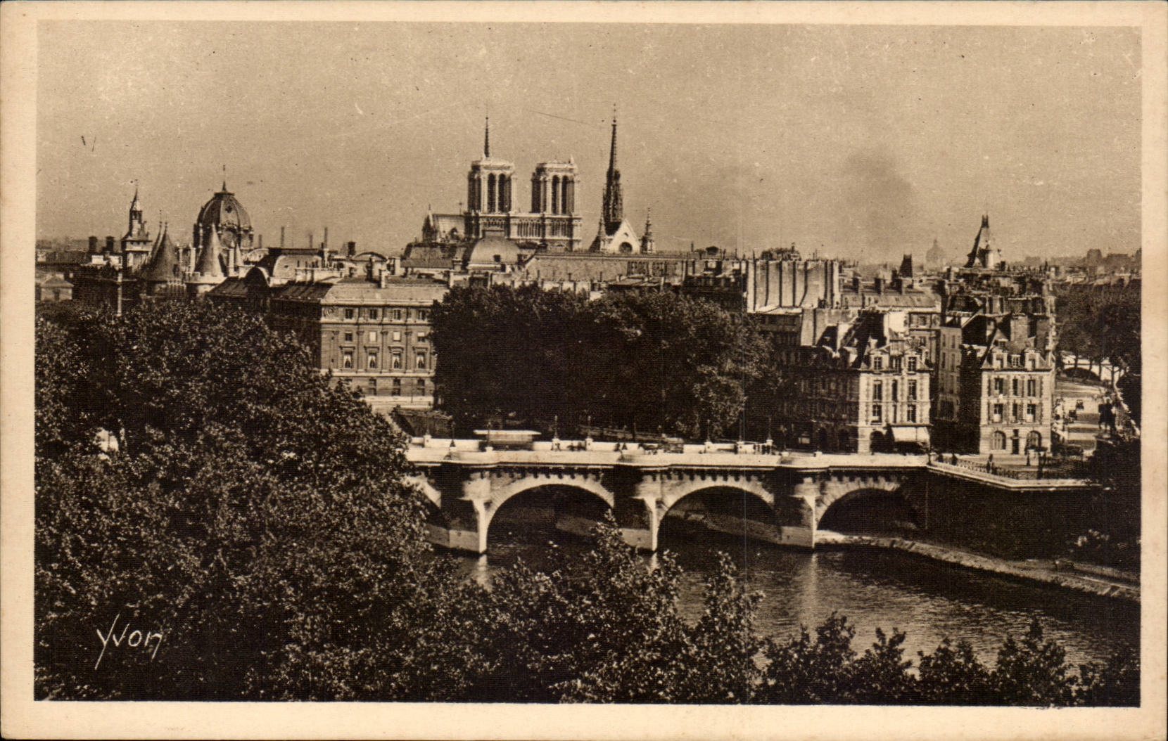 CPA Paris La cite et le pont neuf