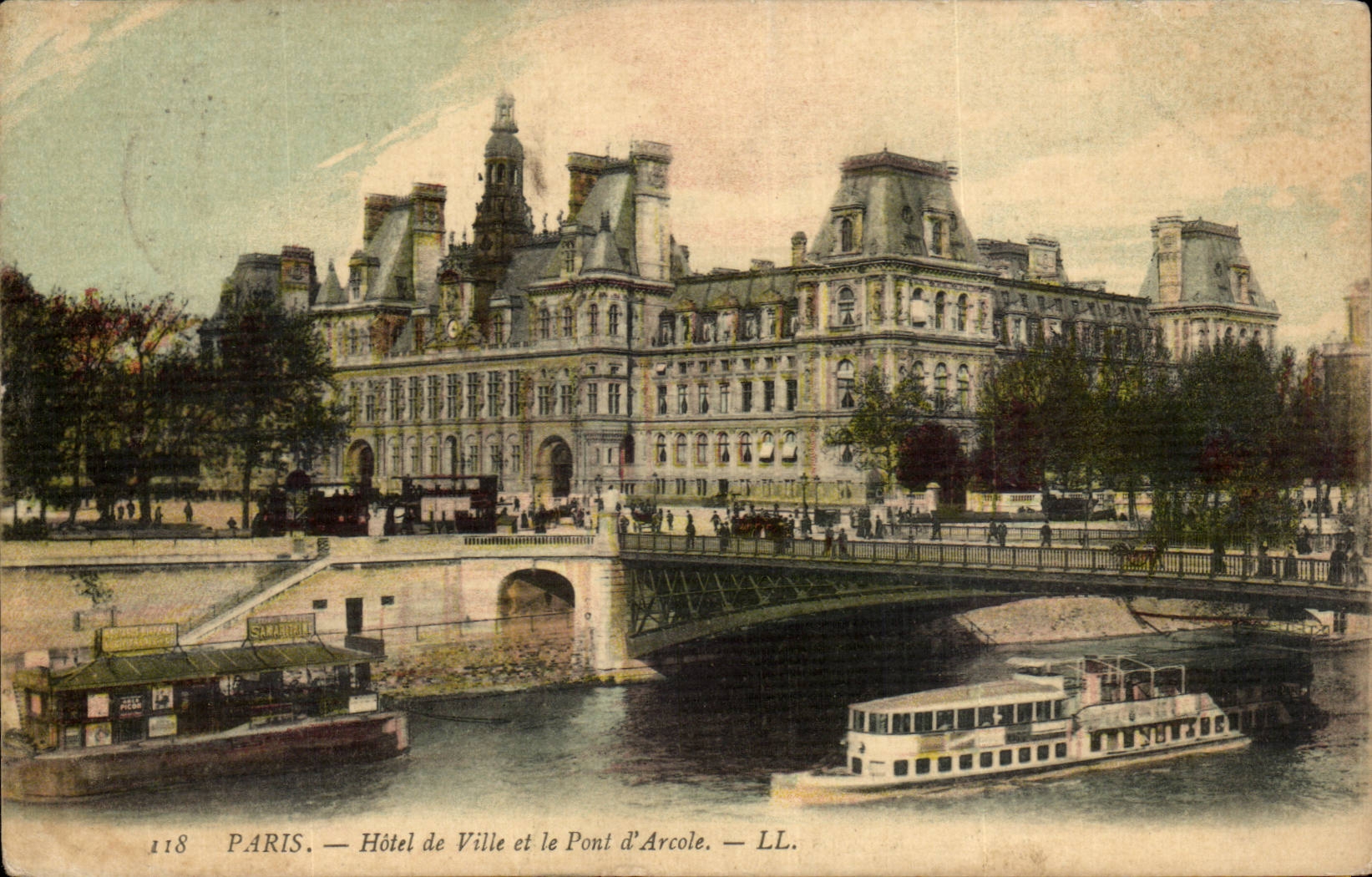 Paris CPA Pont d'Arcole et hotel de ville
