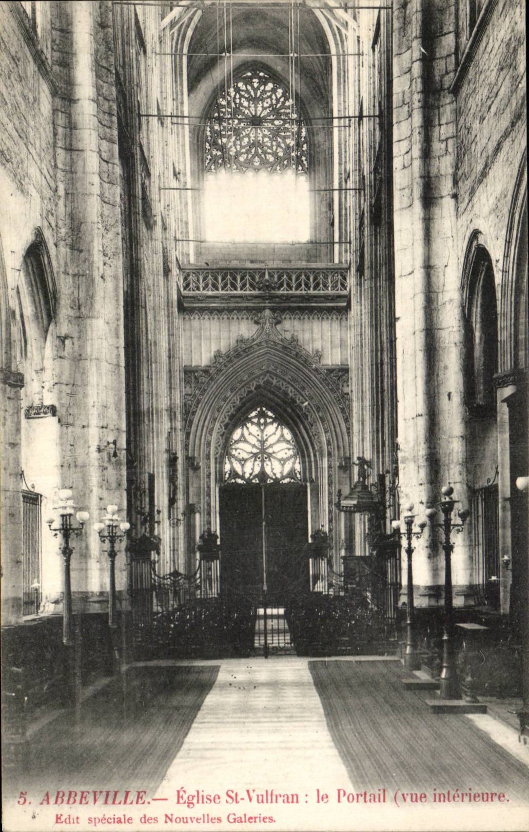 CPA Abbeville Church St Vulfran the gate (seen interior)