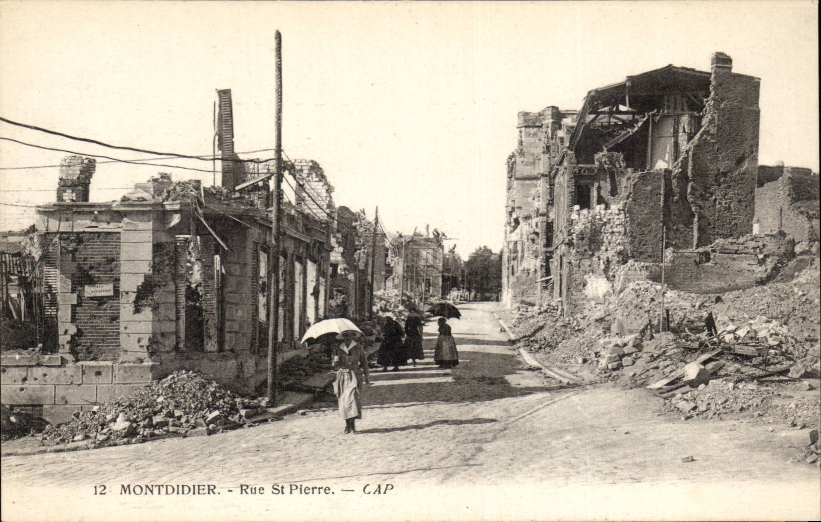 CPA Montdidier Street St Pierre